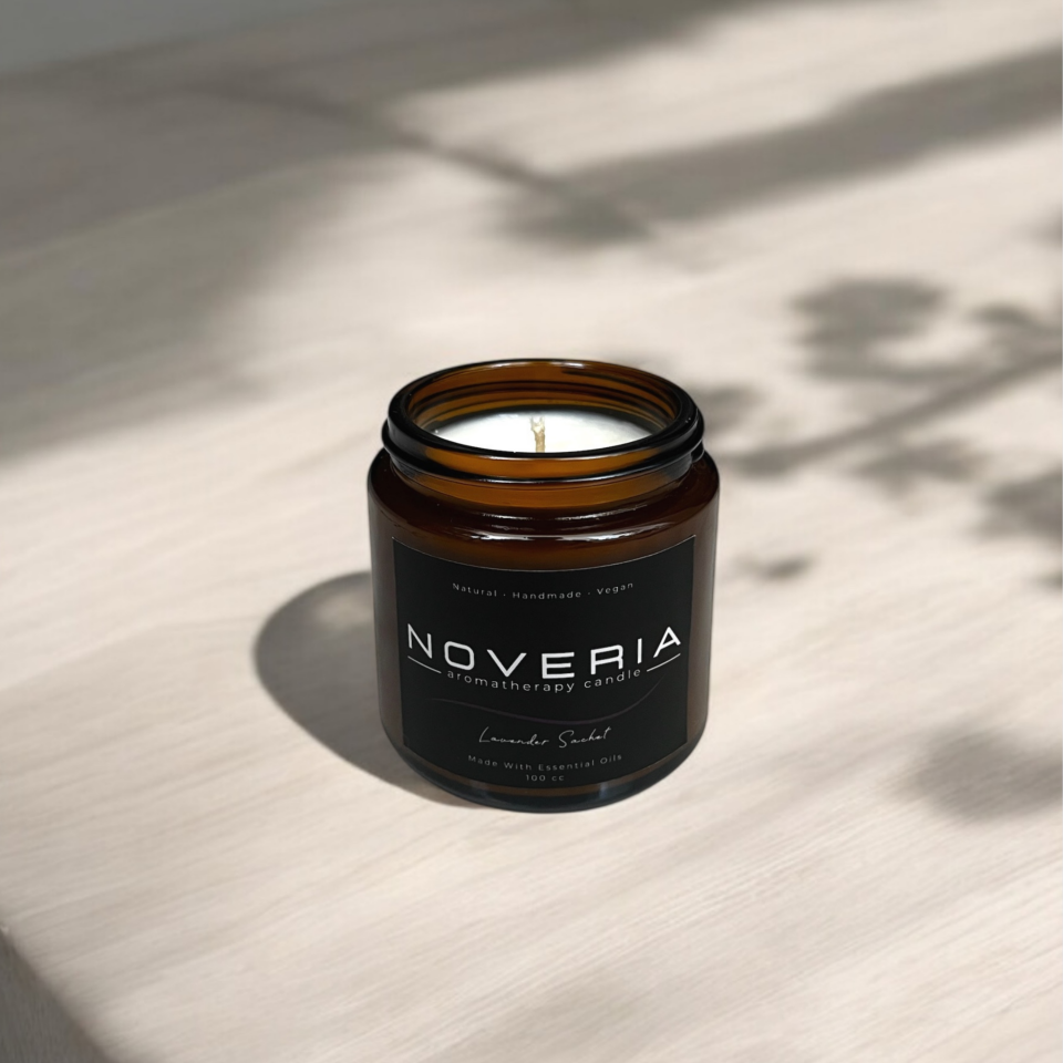 Lavender Sachet – Lavanta & Nane Aromaterapi Soya Mum | Doğal, Vegan 100 ml